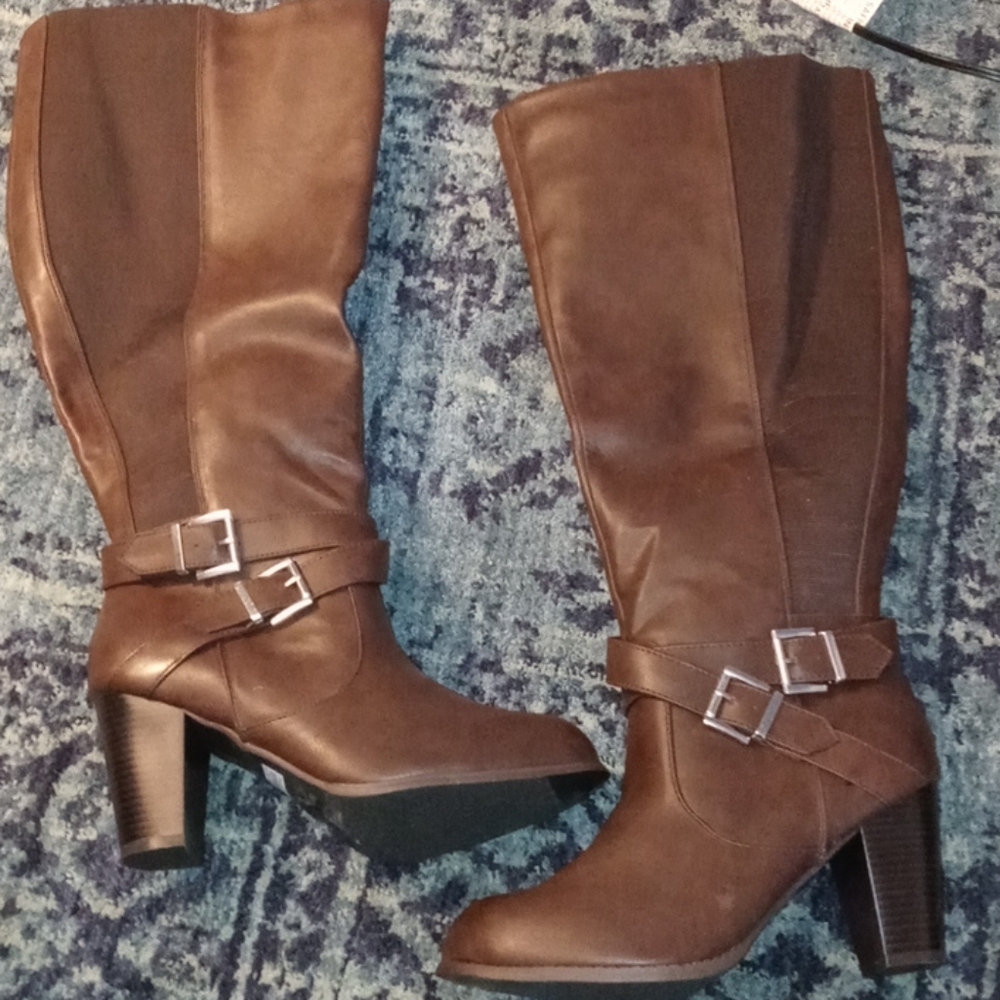 Torrid knee high boots